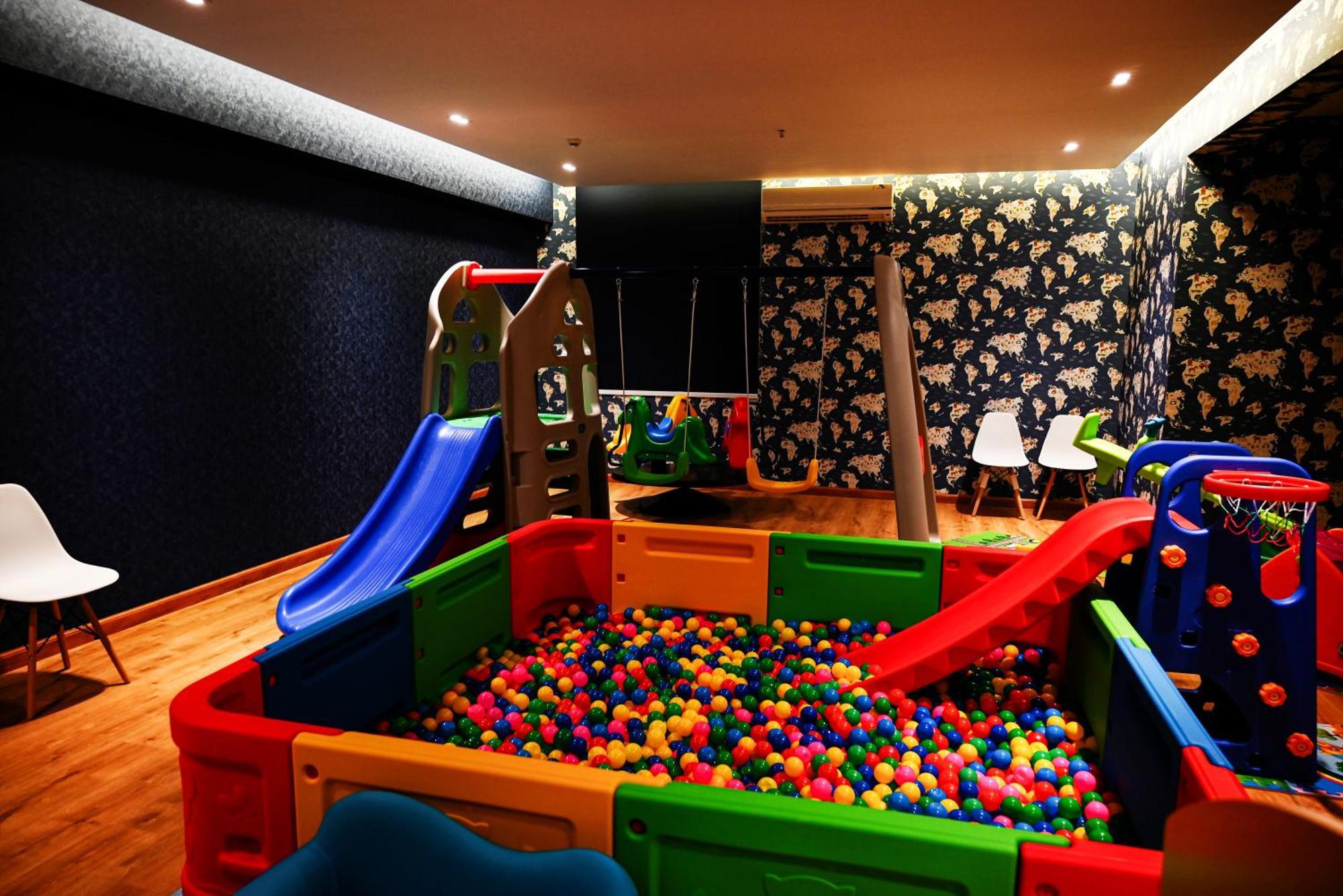 Misk Aparthotel 4*
